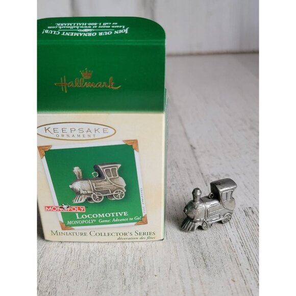 Hallmark locomotive Monopoly game Adventure to go miniature ornament Xmas - Picture 1 of 5